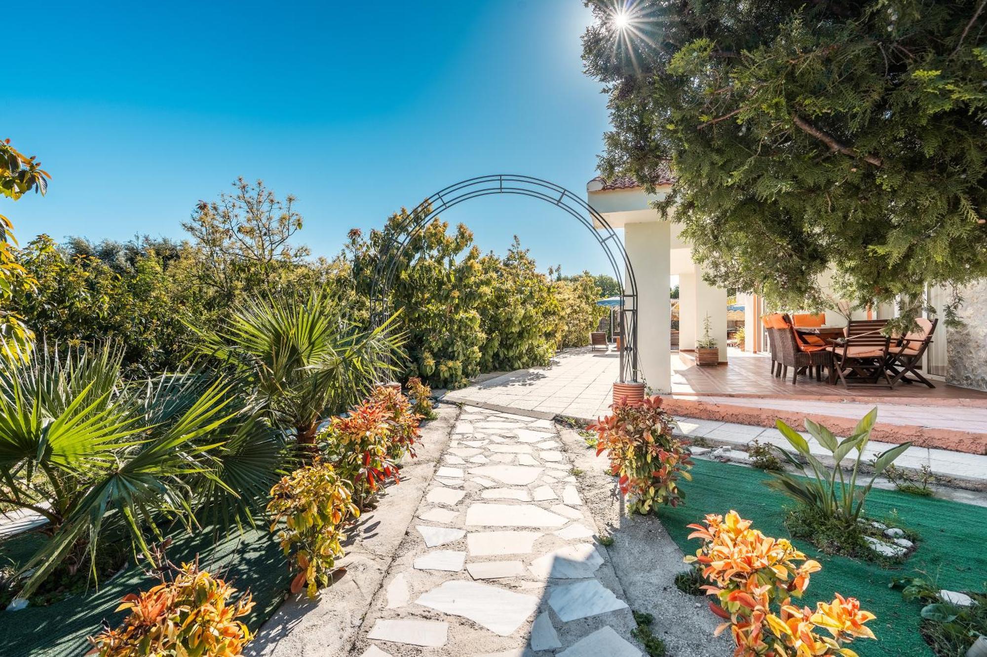 Artzy Villa Rhodes City Exterior foto